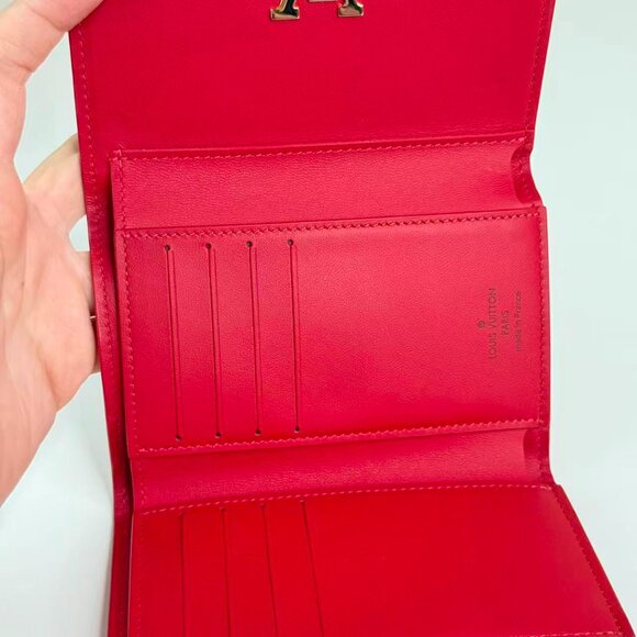 Louis Vuitton Red LV Logo Wallet Full Set with Authentic Orange Box & Cloth - Picture 8 of 9
